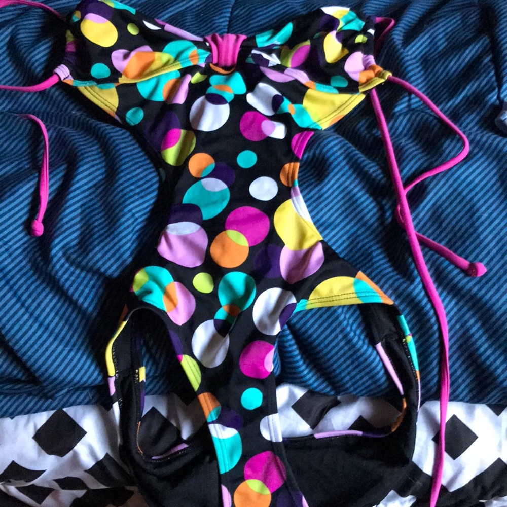 Bathing suit